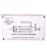 New Old Stock The Pampered Chef Easy Accent Decorator Set W/6 Tips &amp; Guide - €15,38 EUR