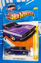 Hot Wheels 2011 New Models #12 &#39;71 Dodge Challenger Mtflk Purple w/ 5SPs - £4.79 GBP