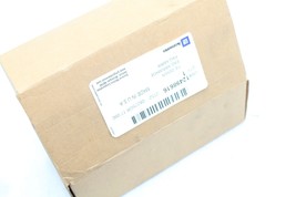 GM 12498616 TIE DOWN HOOKS SET OF 3 E5923 image 7