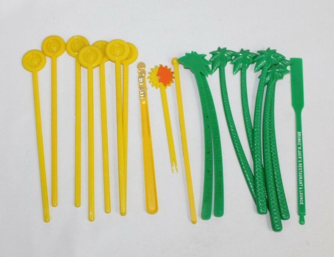 Primary image for Vintage 15+ Mixed Lot YELLOW & GREEN Swizzle Stir Sticks Advertising Hotels