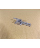 Bernina serger 1100DA feed dog rear - $379.01 MXN