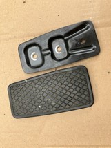 1999 99 Acura RL DRIVER FOOT REST DEAD PEDAL TRIM OEM FACTORY - $34.64