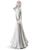 Lladro 01016329 Blushing Bride Porcelain Figurine New - £359.71 GBP