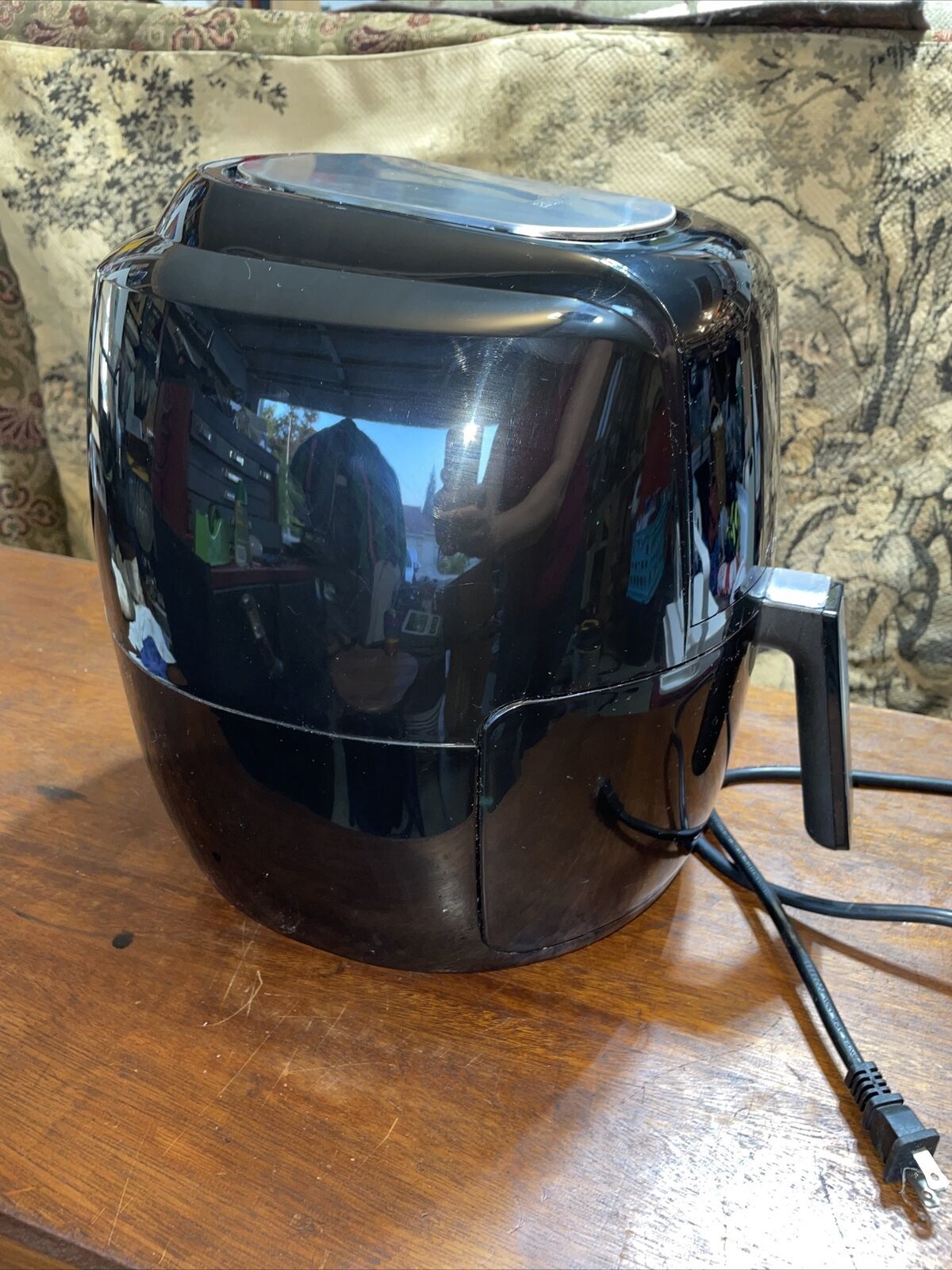 GoWISE RAF070 5.8 Quart Air Fryer. New With Out Box. Fryers