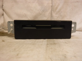 14 15 Buick Regal Chevrolet Impala GMC Yukon TG5 Cd Player 13594481 ALE34 - $35.00