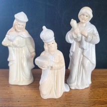 3 Wisemen China Figurines Nativity Set Pastel Colors 6.25 5.75 &amp; 5 inche... - $24.74