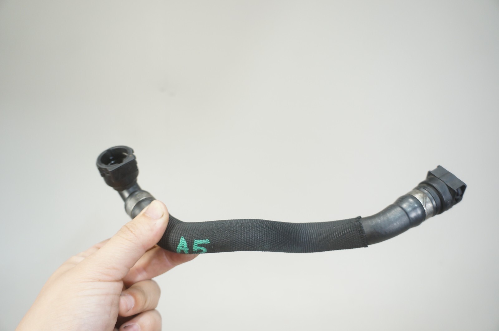 09-2013 bmw x5 e70 3.0l xDrive35d radiator water coolant hose line 7794157 Item image 2