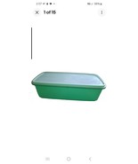 Vtg 2 Pc Tupperware Easy Crisp Veggie Fruit Keeper W/Lid Jadeite Green #... - $13.40