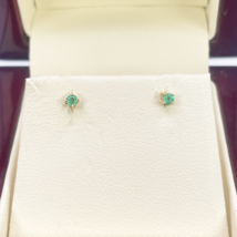 18ct Yellow Gold &amp; Natural Round 4-Claw Emerald Children&#39;s Earrings 0.10ct - $266.08