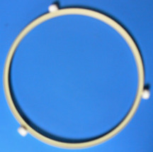 9 1/8&quot; GE WB02X10806 Microwave Roller Ring Guide Tray Plate Support Used! - $551.68 MXN
