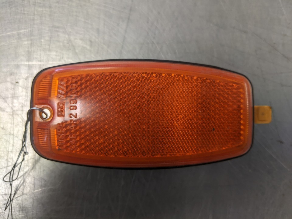 Driver Left Side Marker For 05-09 Hyundai Tucson  2.4 - $24.70