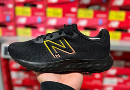 New Balance 420V3 Women's Running Shoes Sportswear Wide Black NWT WE420CB3 - $85.41