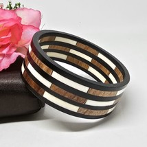 Vintage Black White Resin &amp; Wood Bangle Bracelet - £13.08 GBP