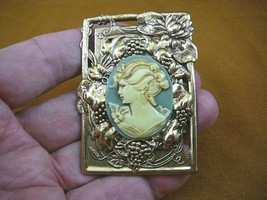 (CM44-25) LADY 3-curl flower gray + ivory oval CAMEO brass Pin pendant brooch - $36.45