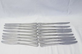 Oneida Soar Dinner Knives 8.875" Lot of 16 - $29.39