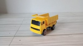 Maisto Dump Truck Construction Yellow Diecast &amp; Plastic Toy Work Truck - £3.15 GBP