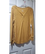 Womens large shirt nwt - $266.55 MXN