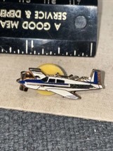 Vintage IN2500M airplane pin - £1.54 GBP