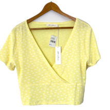 All in Favor Womens size XL Short Sleeve Rib Knit V Neck Crop Top Yellow... - £16.81 GBP