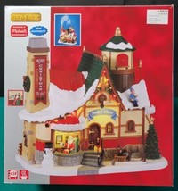 Lemax Christmas &quot;Santa&#39;s Chalet&quot; with Smoking Chimney #15742 Brand New 2021 - £118.43 GBP
