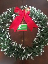 Christmas House 13" Hanging Christmas/Holiday Wreath Green/White-New-SHIP N 24HR - $14.73