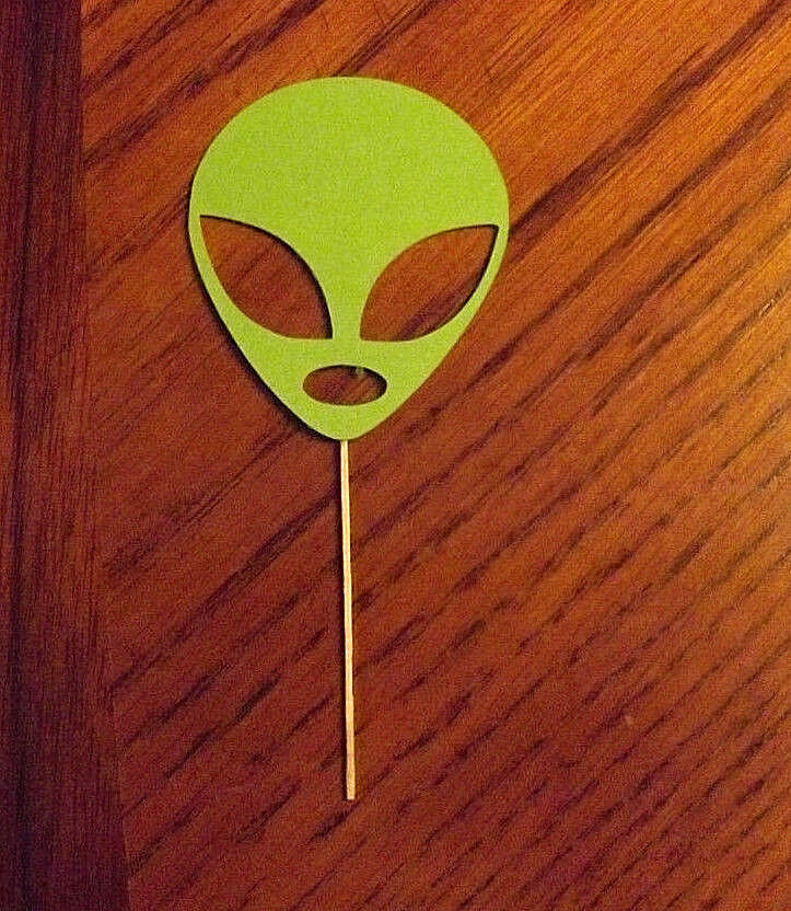 Lot of 12 Alien Head Cupcake Toppers!  - $3.95