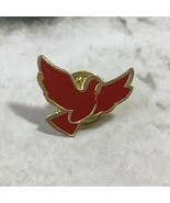 Vintage Lapel Pin Red Bird Dove Cardinal Holiday Christmas Gold Tone Brooch - £7.77 GBP