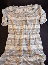 WOMENS BABY DOLL TOP Slip on Size Small ornate Pattern Ladies Top - $11.87