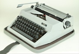 Model 30 Erika / CBM German Typewriter 1967 Serial No. 4192921 - £155.80 GBP