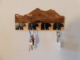 Keychain Holder Black Bear Mountain Themed Key Holder, Wall Key Holder - £15.73 GBP