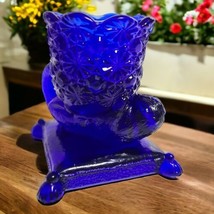 Vtg Cobalt Blue Glass Daisy &amp; Button Kitten / Otter on a Pillow Toothpic... - £9.36 GBP