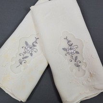 Vintage Tea Towels SET OF 2 Hand Embroidery Applique Flowers 12.5x18.5 Inch - $16.83