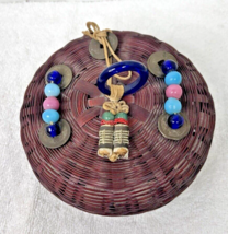Vintage Chinese Peking Glass &amp; Coin Sewing Basket 5 3/4 Inch Across - $28.22