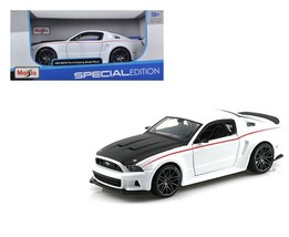 Ford Mustang GT 2014 Street Racer 1/24 Scale Diecast Model - Window Box ... - £27.62 GBP