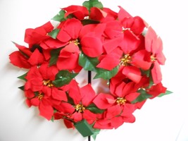 Everlasting Glow &quot;Christmas Poinsettia LED Wreath&quot; 24&quot; NEW 45 Warm White... - $737.21 MXN