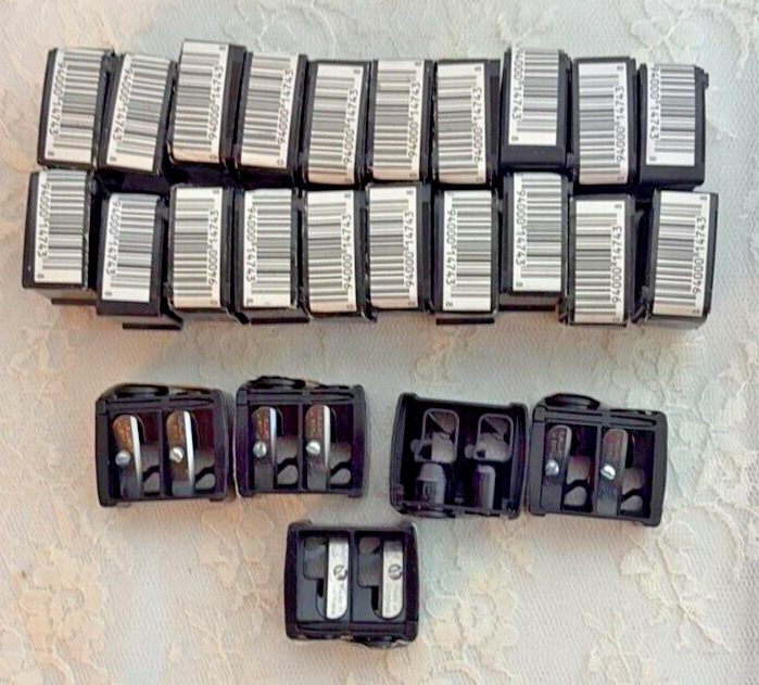 Lot of 25 Avon Makeup Pencil Sharpeners - $19.64