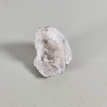 Quartz Drury Rock Snow Approximate Size 1.5&quot; x 1.75&quot; - £7.17 GBP