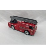 Matchbox 2006 Fire Engine Toy Truck 3&quot; - $231.86 MXN