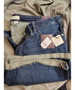 NWT Woman Ava &amp; Viv Jeans Shorts Bermuda Size 16W/R Stretch Cuffed Hem H... - $28.62 CAD