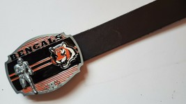 CINCINATTI BENGALS  BELT BUCKLE &amp; Genuine  Leather Black Belt &amp; standard... - £19.89 GBP