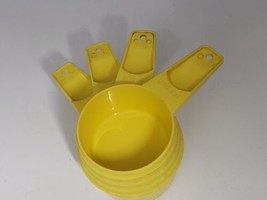 Vintage Tupperware Stacking Measuring Cup Set of 4 Yellow - Not Complete - £14.19 GBP