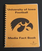 University of Iowa Hawkeyes Football Media Press Guide Fact Book 2005 (184 pages - £23.46 GBP