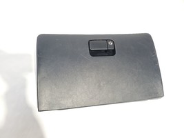 2001 Acura Integra GS OEM Glove Box Assembly  - $564.60 MXN