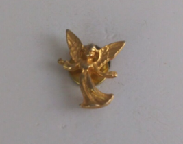 Vintage Guardian Angel Gold Tone Lapel Hat Pin - £5.68 GBP