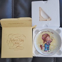 Vintage AVON 1982 Mother&#39;s Day Collectible Plate Little Things Mean A Lot New - £11.43 GBP