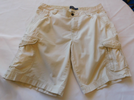 Chaps Men&#39;s Shorts Casual Walking Cargo Short Size 36 Off White GUC - $29.69