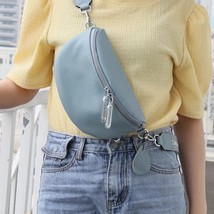 Women&#39;s Waist Bag Dumpling Bag Trend Korean Retro Messenger Bag Soft Leather  St - £159.23 GBP