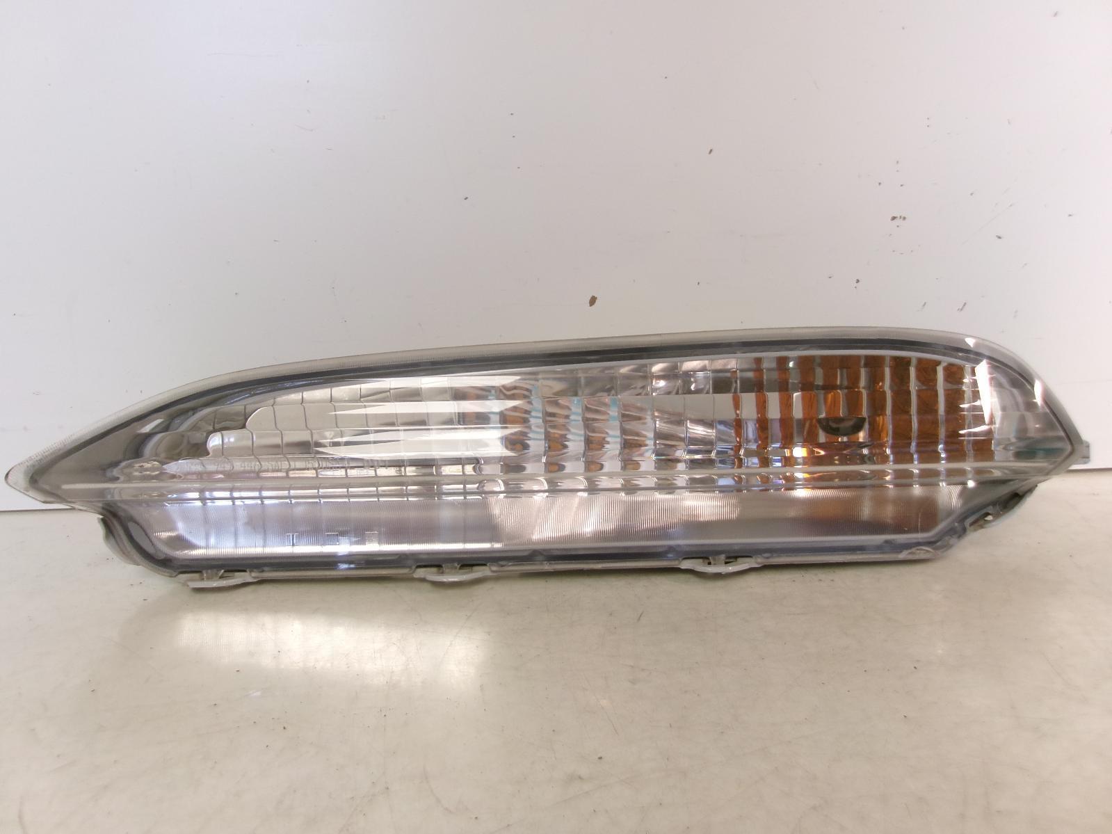 2017 2018 Honda Pilot Driver Lh Lower Park Lamp Turn Signal Light OEM - $29.40