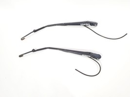 2016 Freightliner Cascadia 125 Chassis OEM Pair Of Wiper Arm  - $1,143.83 MXN