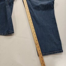 Levi's 512 Perfectly Slimming Women's Blue Denim Cropped Jeans Size 8 (28×21) image 9